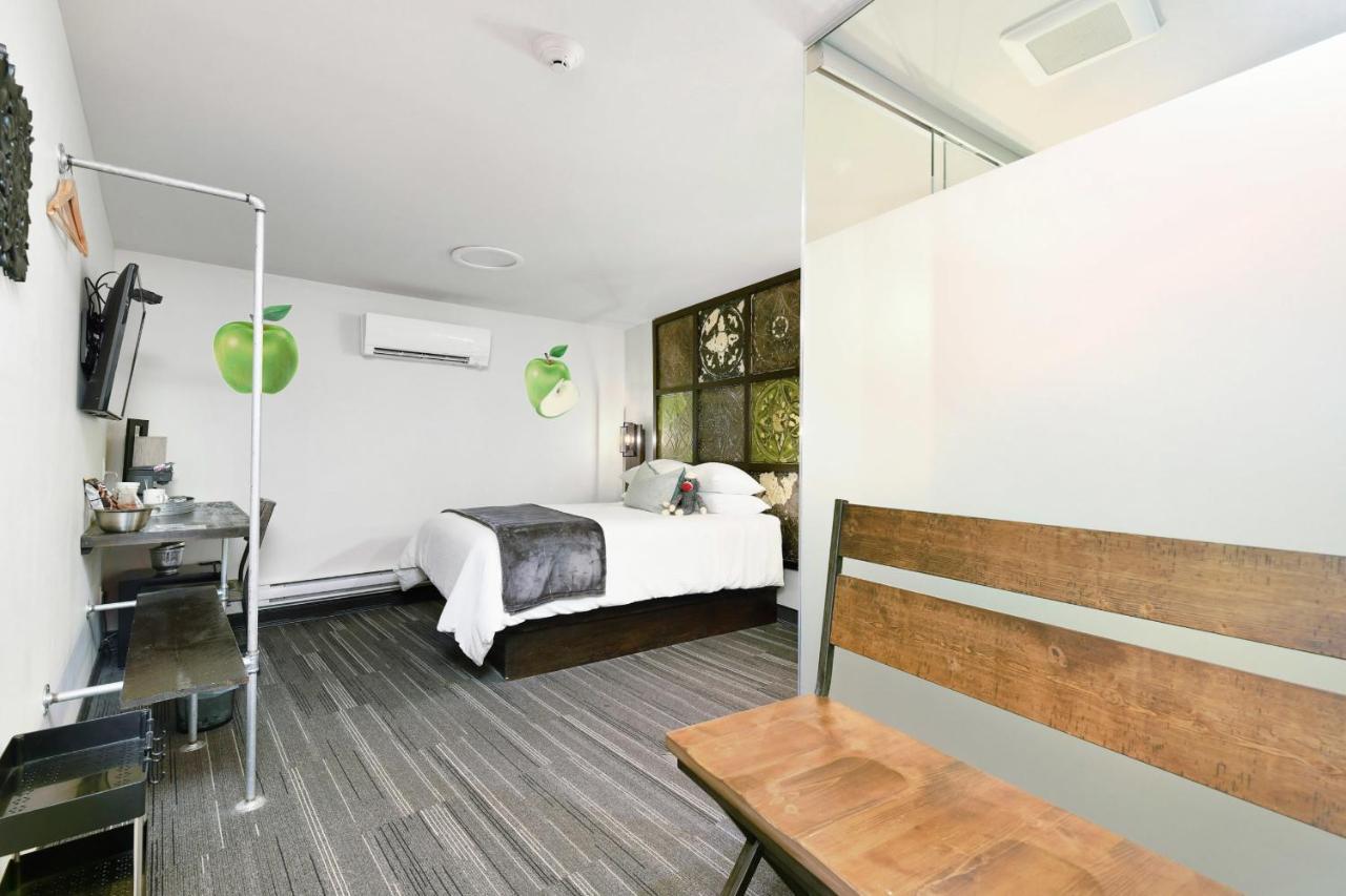 Heart & Hops Brewery Suites Kingsville Экстерьер фото