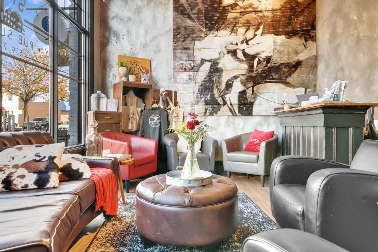 Heart & Hops Brewery Suites Kingsville Экстерьер фото