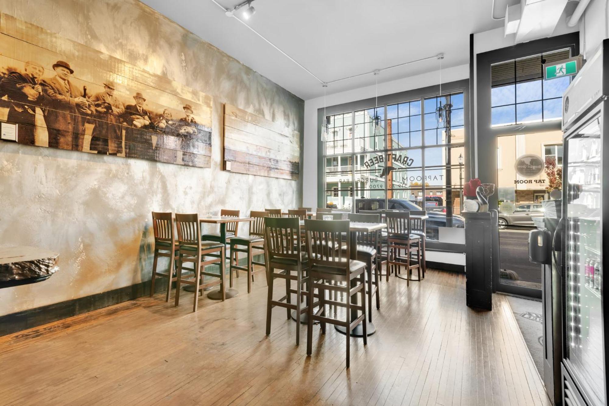 Heart & Hops Brewery Suites Kingsville Экстерьер фото