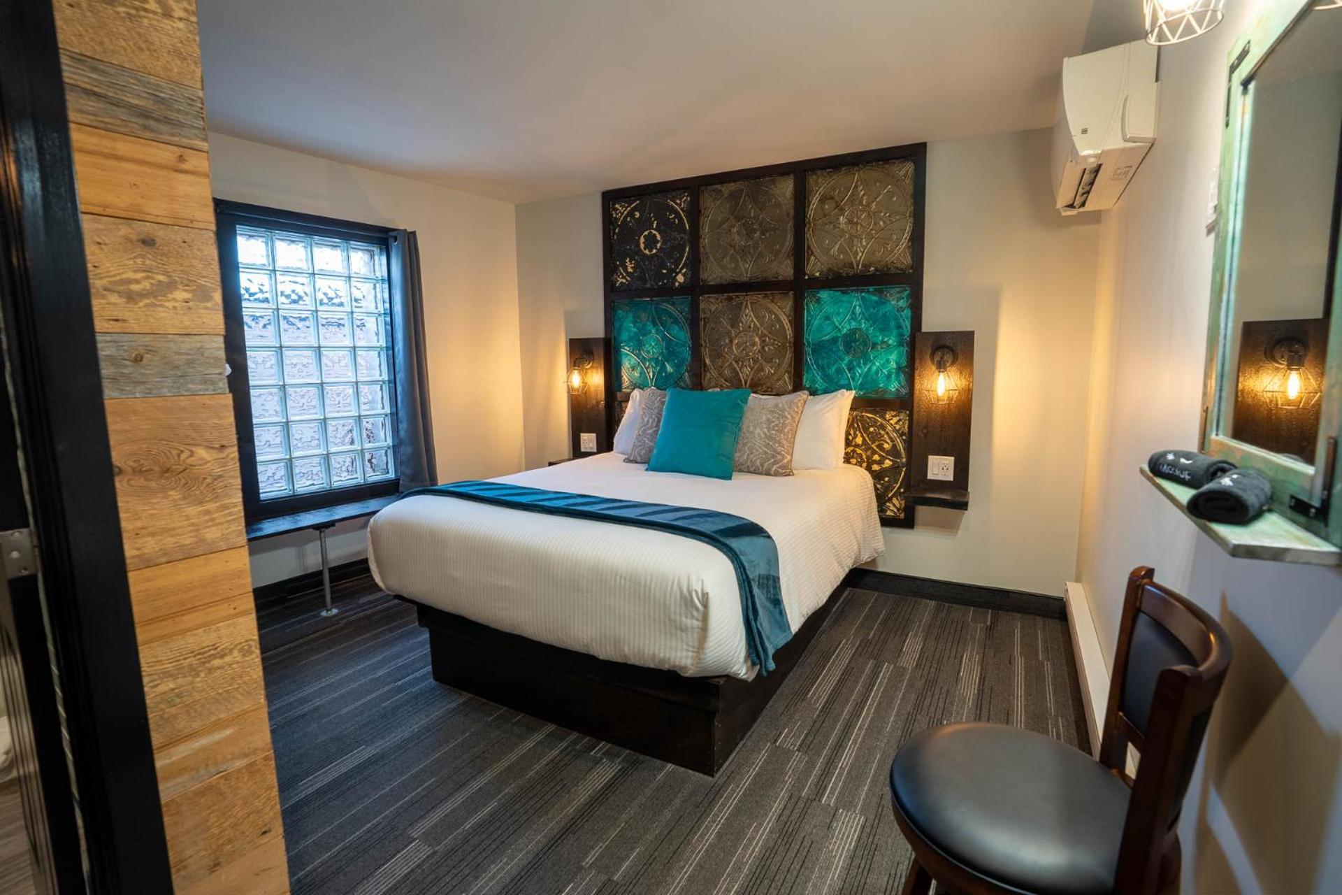 Heart & Hops Brewery Suites Kingsville Экстерьер фото